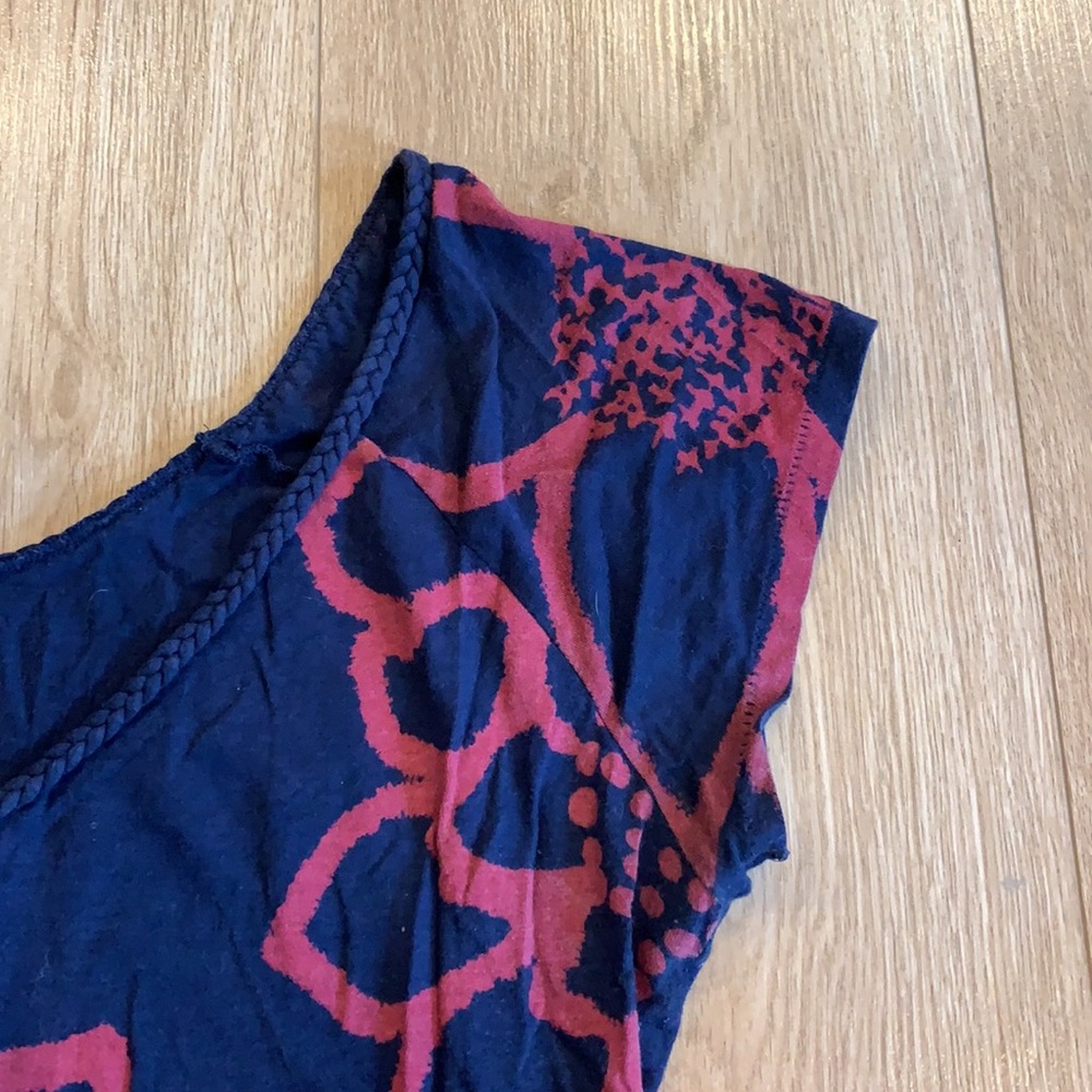 AEO Top - Picture 4 of 6